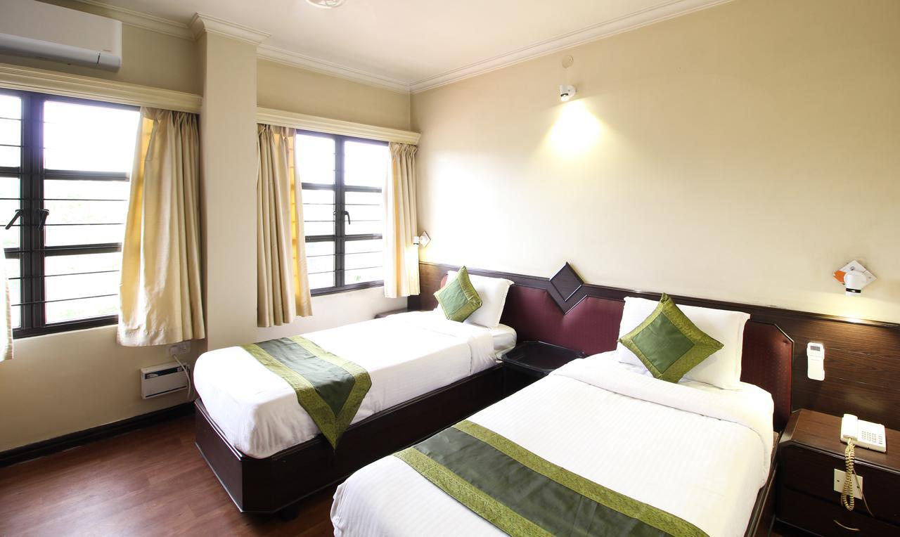 Treebo Trend Royal Inn Mysore Buitenkant foto