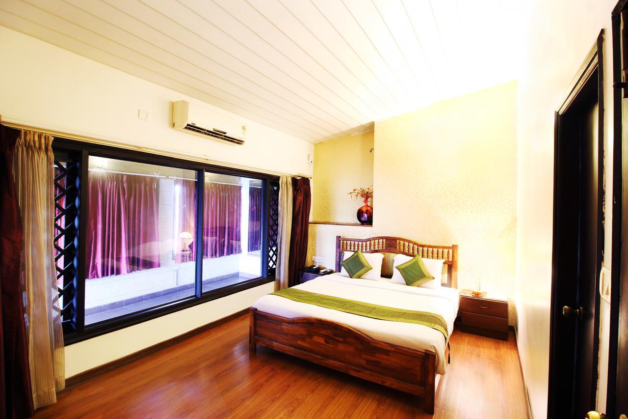 Treebo Trend Royal Inn Mysore Buitenkant foto