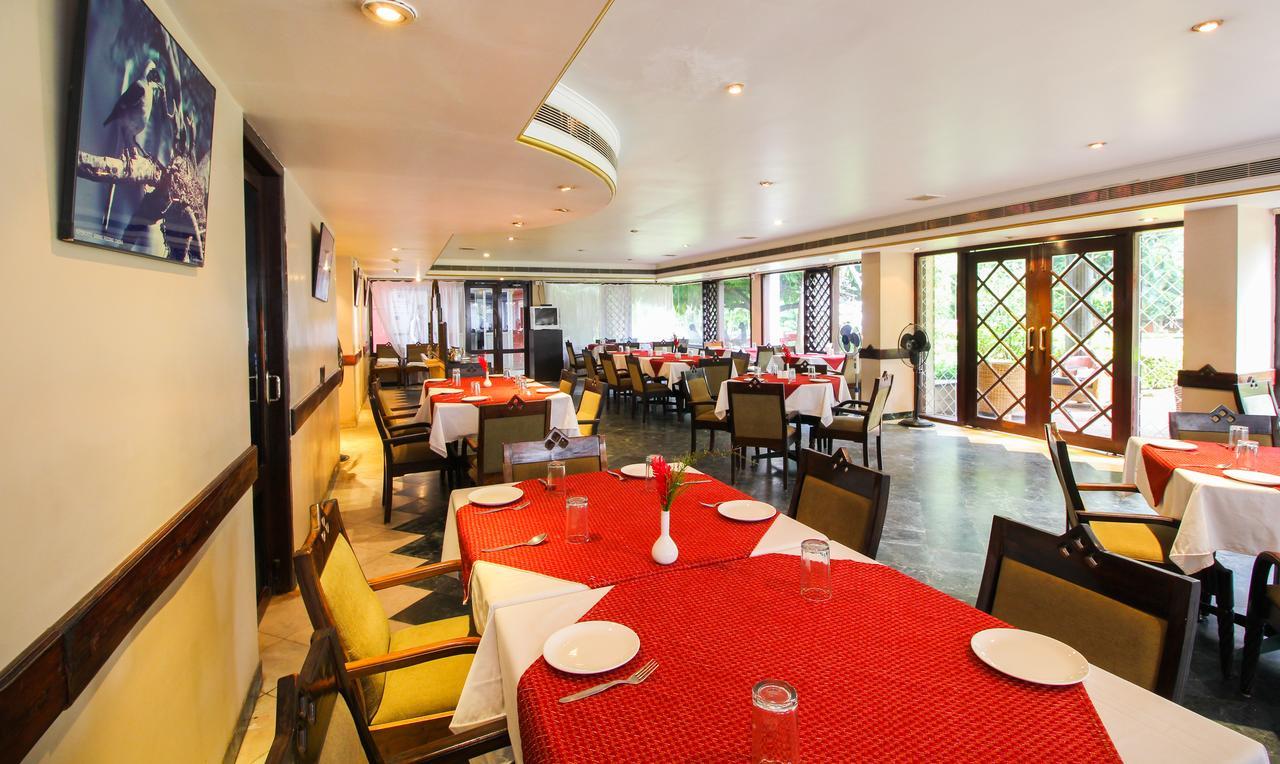 Treebo Trend Royal Inn Mysore Buitenkant foto