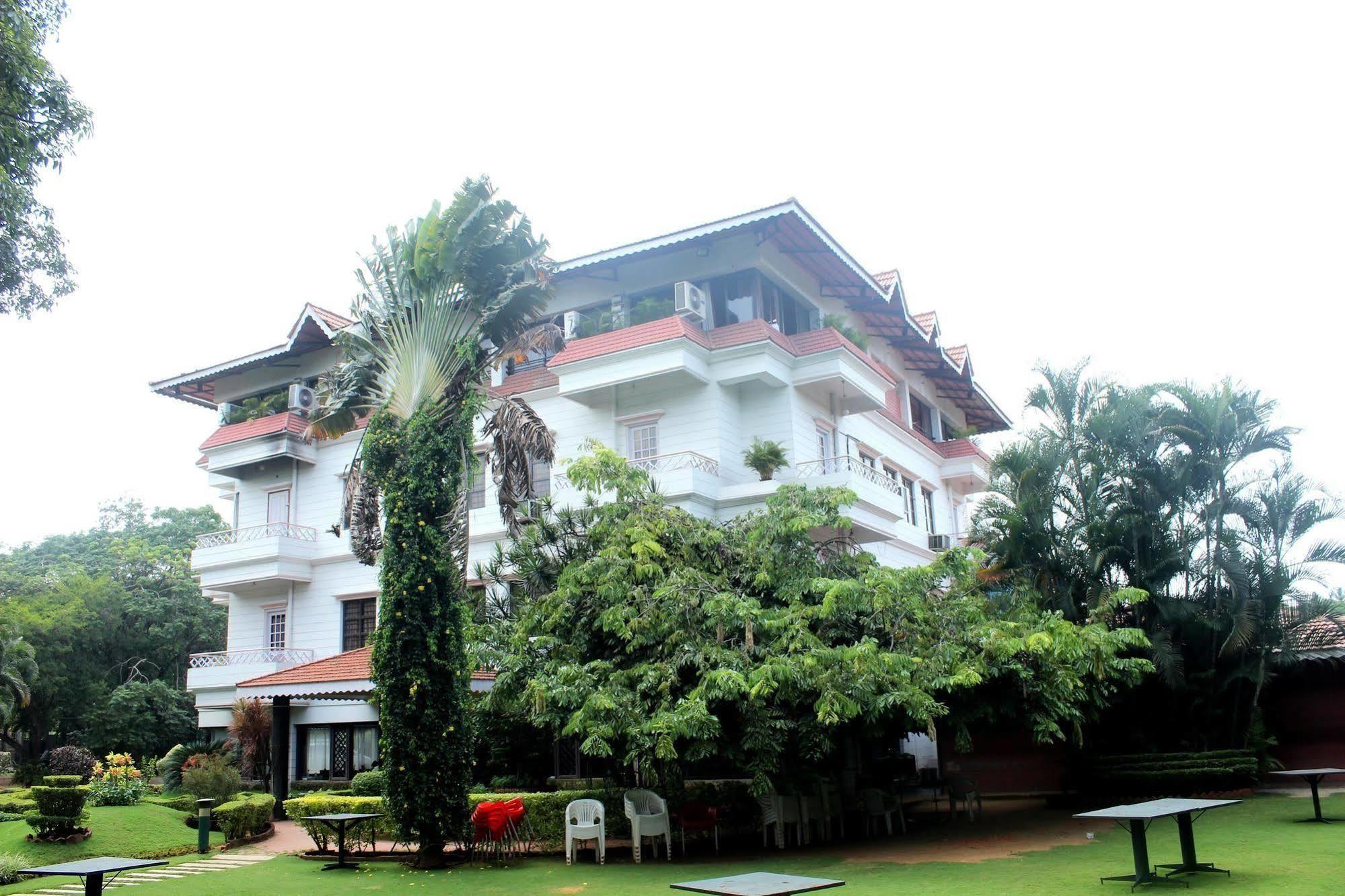 Treebo Trend Royal Inn Mysore Buitenkant foto